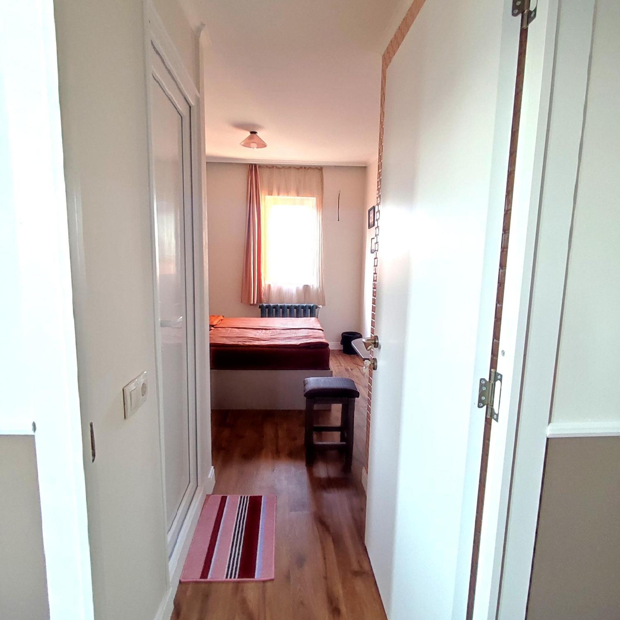 Hotel 9 Doors Tbilisi Esterno foto